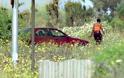‘La carretera sigue. Ellas también.’, relato de Ricardo Alba